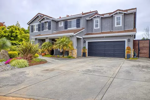2326 Antonelli Ct, Santa Cruz, CA 95062