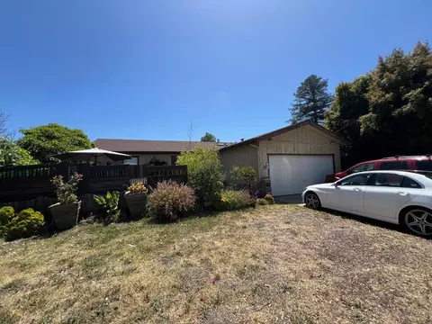 2100 7th Ave, Santa Cruz, CA 95062