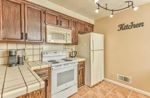 110 Nissen Rd 3, Salinas, CA 93901 photo 15