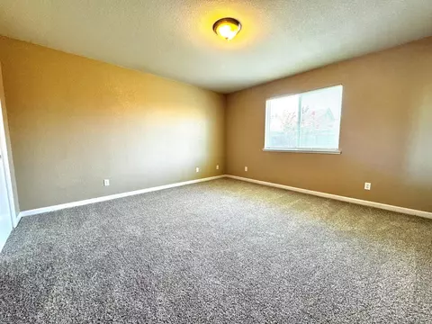438 Rhianon Dr, Merced, CA 95341 photo 12
