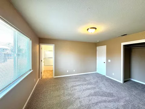438 Rhianon Dr, Merced, CA 95341 photo 8
