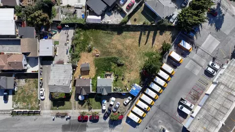 2 Homestead Ave, Salinas, CA 93901 photo 2
