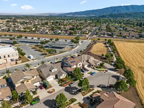 9820 Bobcat Ct, Gilroy, CA 95020 photo 60