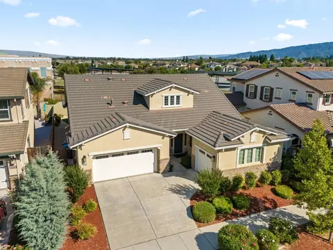 9820 Bobcat Ct, Gilroy, CA 95020 photo 5
