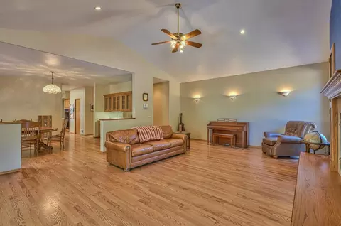 68 San Benancio Rd, Salinas, CA 93908 photo 6