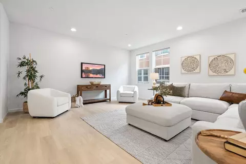 484 Tristania Ter, Sunnyvale, CA 94086