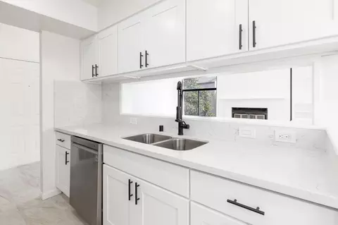 2448 N Main St G, Salinas, CA 93906 photo 4