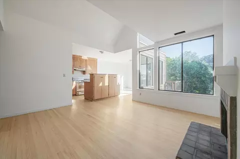 1456 9th Ave, San Francisco, CA 94122 photo 2