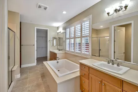 1586 Como Dr, Manteca, CA 95337 photo 14