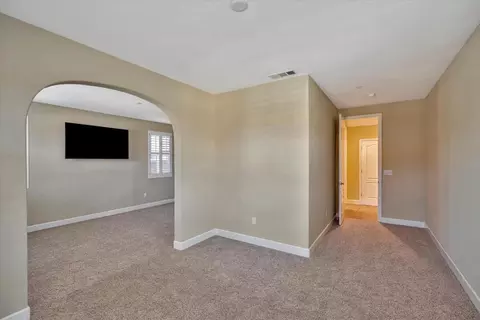 1586 Como Dr, Manteca, CA 95337 photo 18