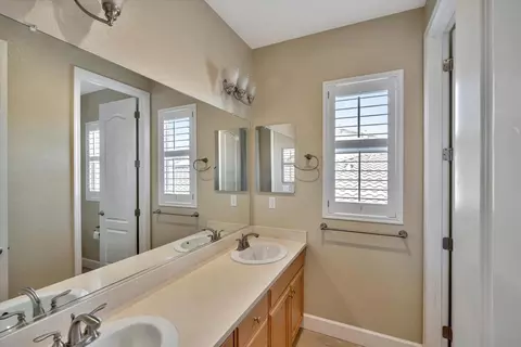 1586 Como Dr, Manteca, CA 95337 photo 46