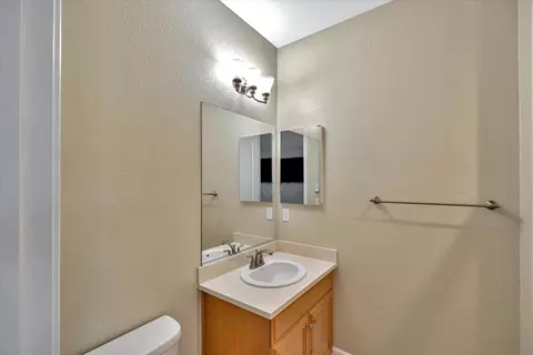 1586 Como Dr, Manteca, CA 95337 photo 22