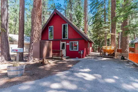 795 Julie Ln, South Lake Tahoe, CA 96150