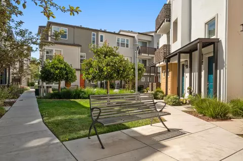 39447 Finial Cmn, Fremont, CA 94539