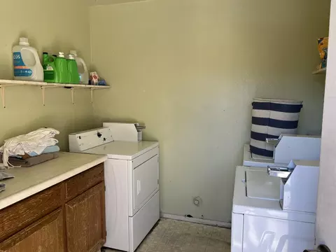 340 E Romie Ln, Salinas, CA 93901 photo 15