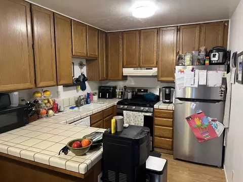 340 E Romie Ln, Salinas, CA 93901 photo 10