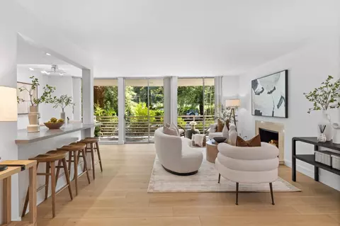 1100 Sharon Park Dr 25, Menlo Park, CA 94025