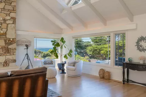 101 Yankee Point Dr, Carmel, CA 93923 photo 3