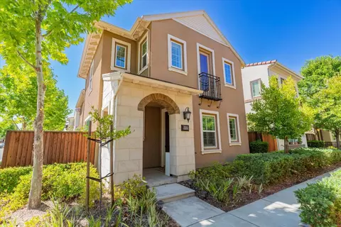 2032 Poinsettia St, San Ramon, CA 94582