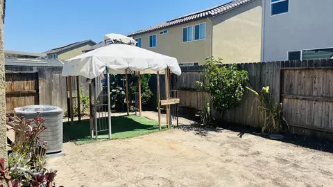 1696 Red Ribbons Ln, Manteca, CA 95337 photo 5