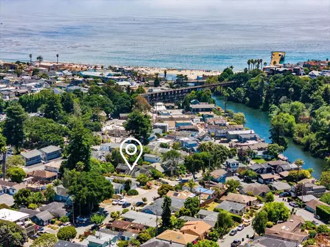 508 Oak Dr, Capitola, CA 95010 photo 3