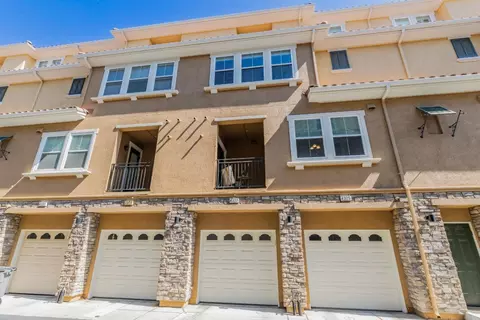 4327 Fitzwilliam St, Dublin, CA 94568 photo 3