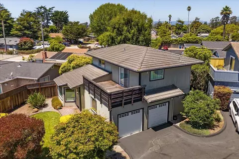 411 Hickman Ct, Santa Cruz, CA 95062