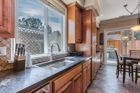 1017 Greenwood Pl, Salinas, CA 93901 photo 16
