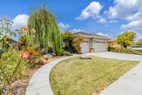 1017 Greenwood Pl, Salinas, CA 93901 photo 2