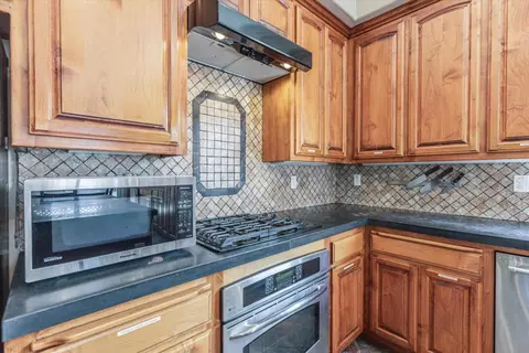 1017 Greenwood Pl, Salinas, CA 93901 photo 15
