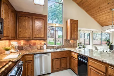 6333 Tustin Rd, Salinas, CA 93907 photo 12