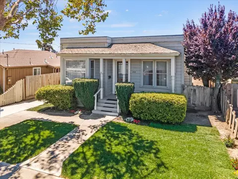 254 Winham St, Salinas, CA 93901 photo 2