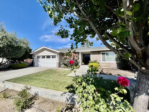 2713 Ramos Ct, Mountain View, CA 94040 photo 2