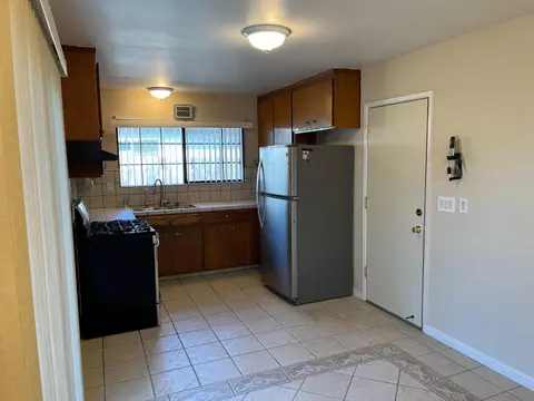 686 Los Coches Ave, Salinas, CA 93906 photo 7