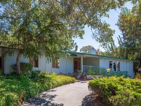 102 Oak Knoll Dr, Santa Cruz, CA 95060
