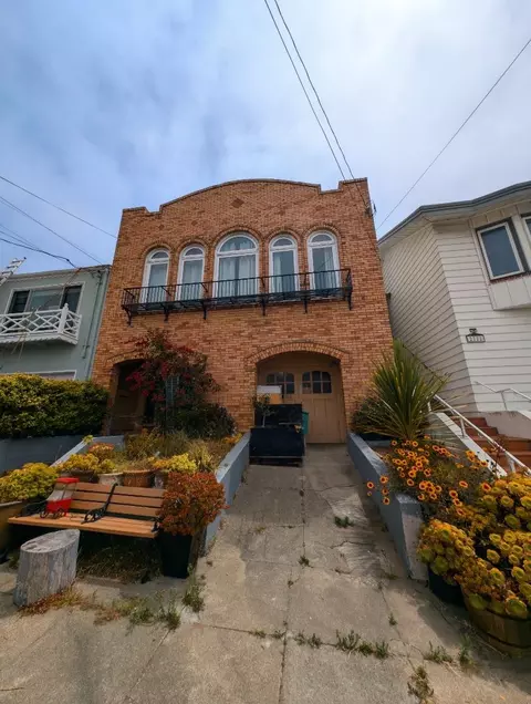 2216 18th Ave, San Francisco, CA 94116 photo 1