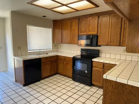 801 Danbury St, Salinas, CA 93906 photo 7