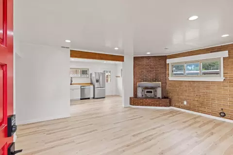 334 Euclid Ave, Monterey, CA 93940 photo 4
