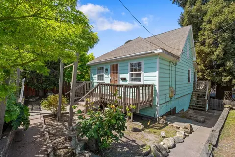 924 Smith Ave, Pinole, CA 94564 photo 2