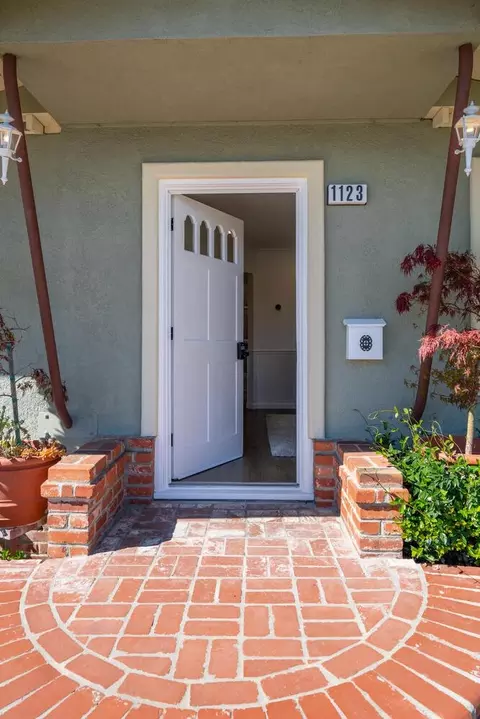 1123 Landing Ln, Millbrae, CA 94030 photo 2