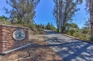 7190 Azzelio Way, Salinas, CA 93907