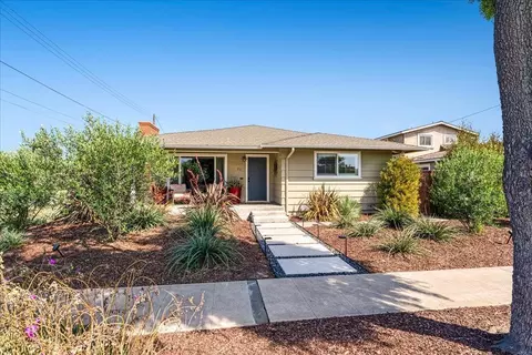 21 San Juan Dr, Salinas, CA 93901 photo 2