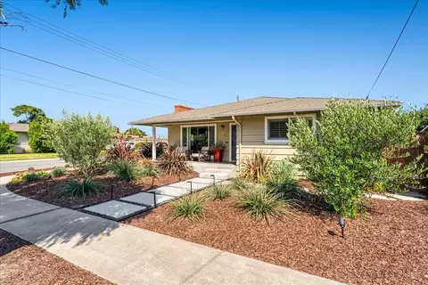 21 San Juan Dr, Salinas, CA 93901 photo 3