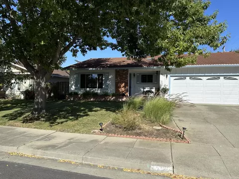 788 Lusterleaf Dr, Sunnyvale, CA 94086