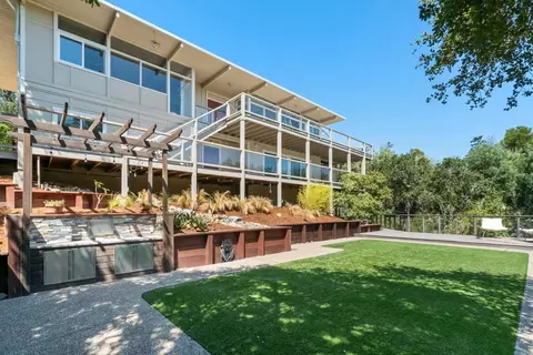 50 Tanglewood Trl, Santa Cruz, CA 95060