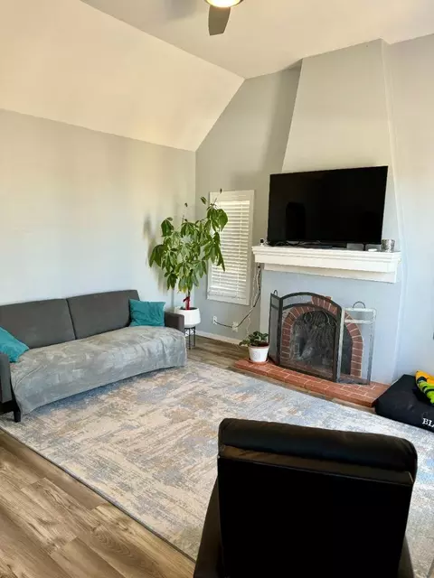2000 Warner, Oakland, CA 94603 photo 1