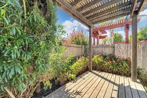 950 Pueblo St, Gilroy, CA 95020 photo 37