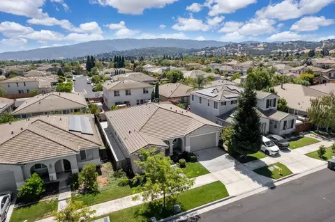 950 Pueblo St, Gilroy, CA 95020 photo 47
