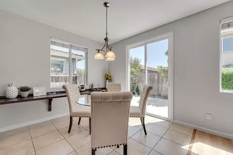 950 Pueblo St, Gilroy, CA 95020 photo 16