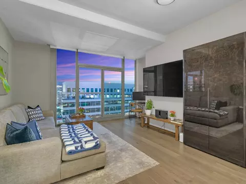 38 N Almaden Blvd 2008, San Jose, CA 95110